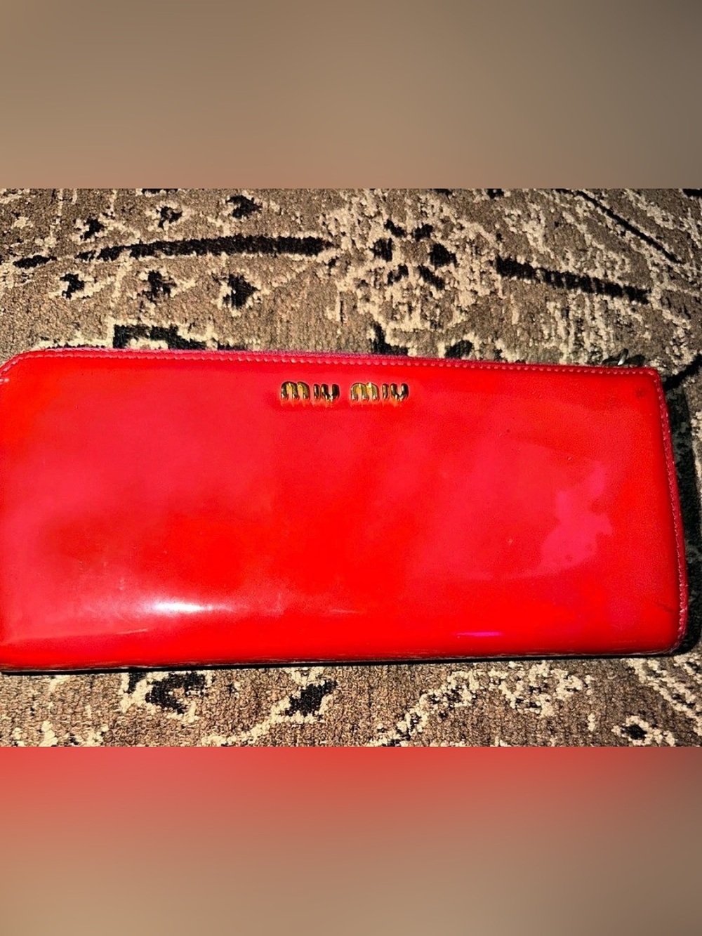 Miu Bow Zip Around Wallet in Red